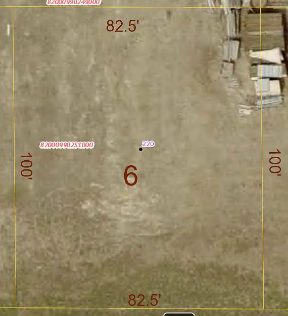 2nd image of 220 Eva St
