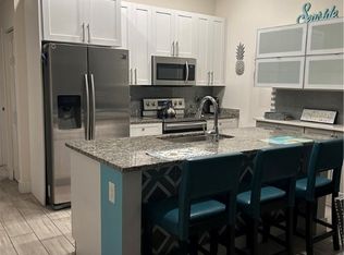 914/916 SW 7th Ct, Cape Coral, FL 33991