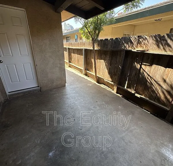 3501 W Colonial Ave #B — Photo 14