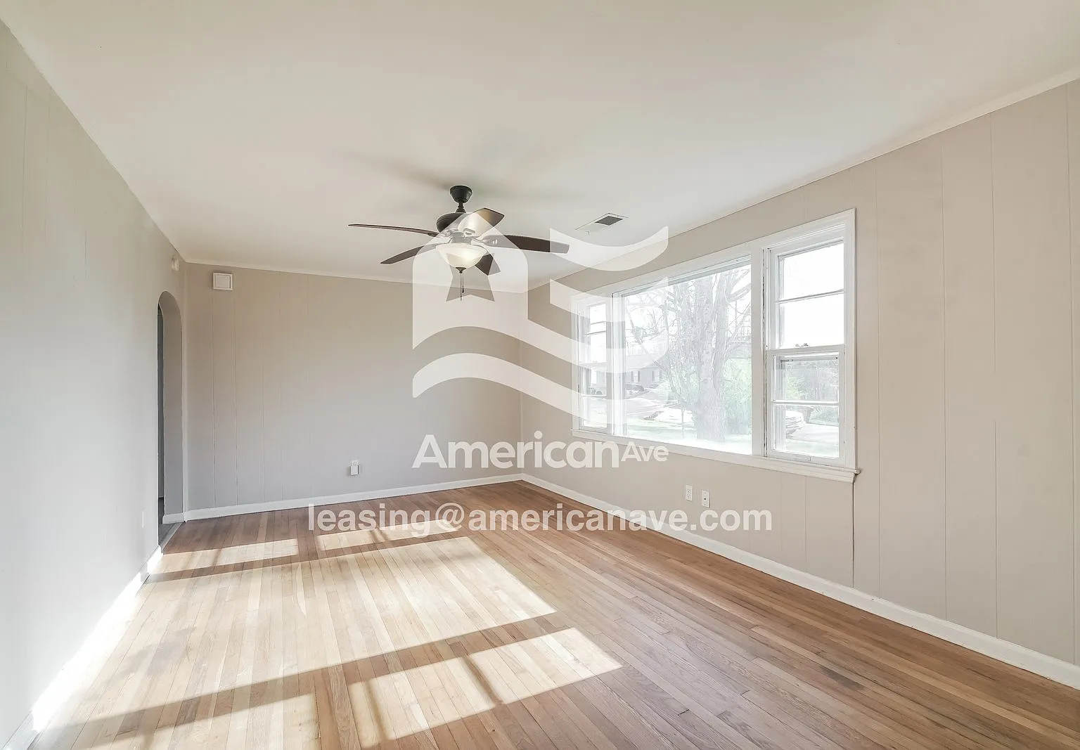 3 bed, 2.0 bath, 1128 sqft, $1,572 — Photo 3
