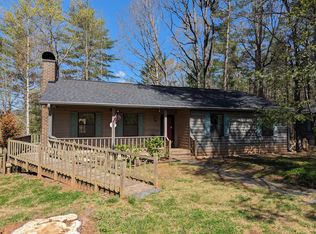 515 Sweetbriar Ln, Boones Mill, VA 24065