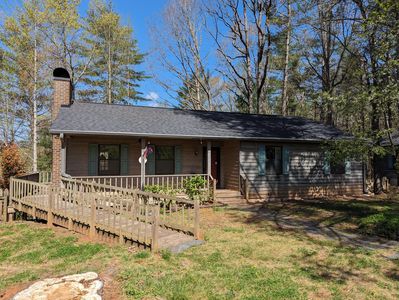 515 Sweetbriar Ln, Boones Mill, VA, 24065