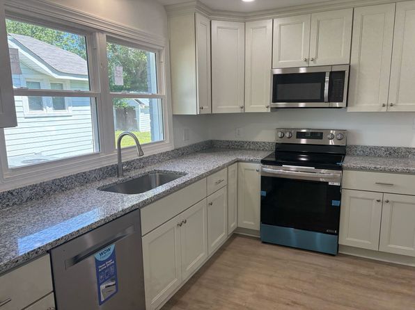 38 W Sherwood Ave