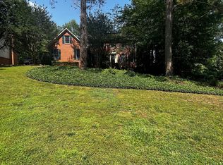 3250 Spain Rd, Snellville, GA 30039