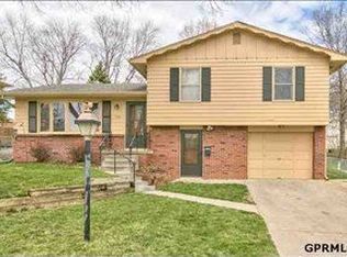 12566 O St, Omaha, NE 68137