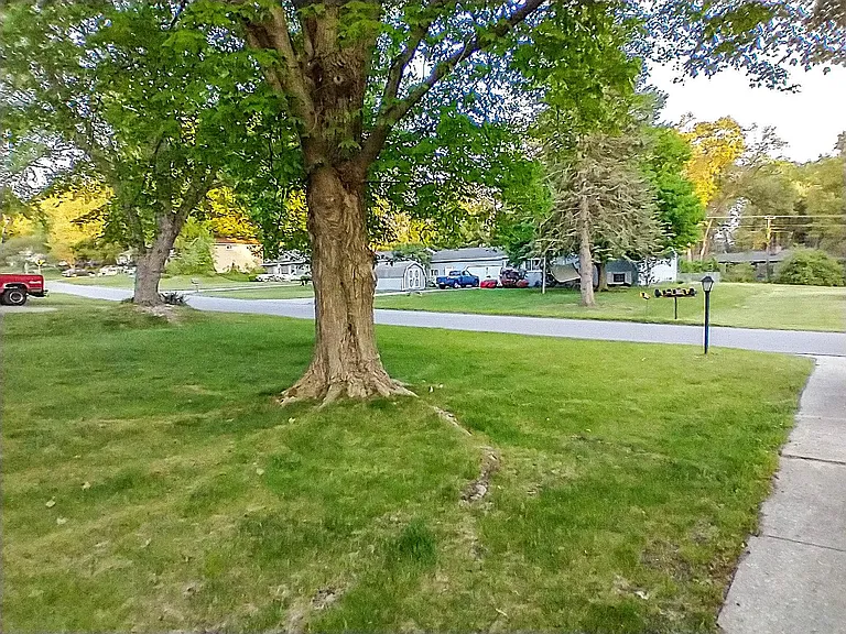 18315 Chipstead Dr — Photo 10