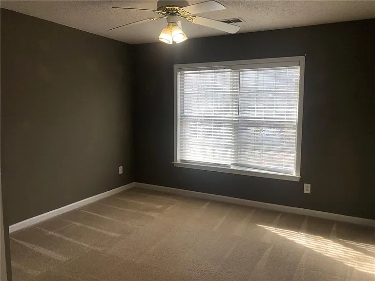 5871 Haterleigh Dr — Photo 24