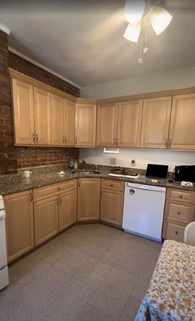 1st image of 14 7th St #14
