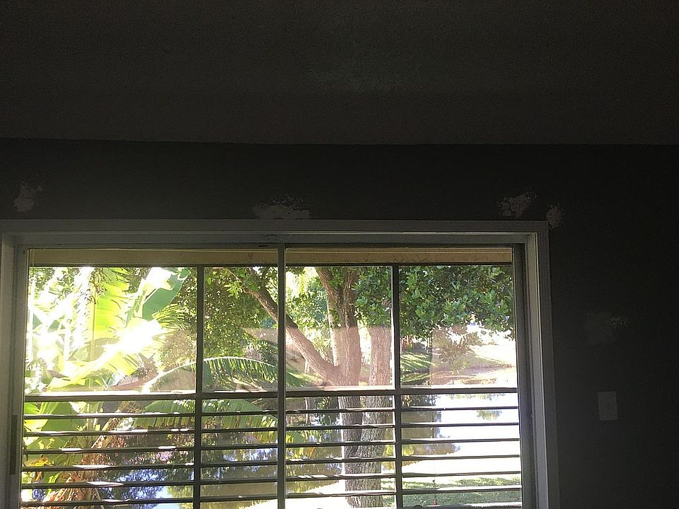 Patio glass sliding doirs