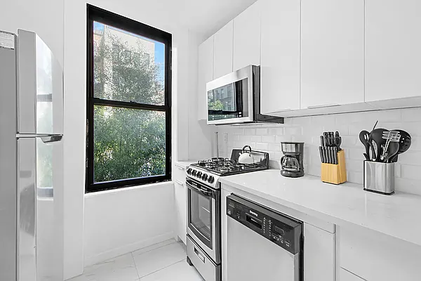 Rented by Outpost Brokerage LLC | media 6