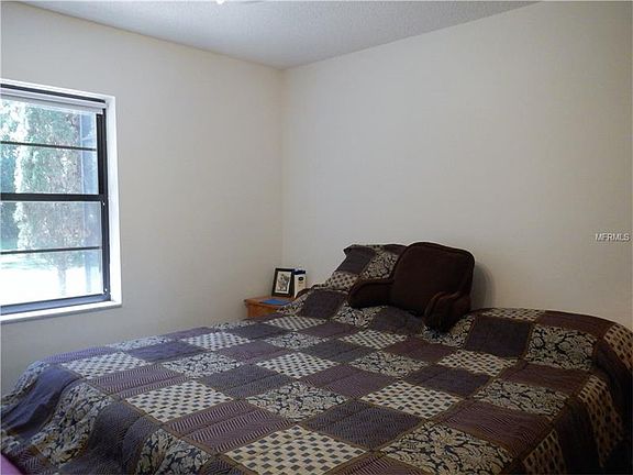 5th image of 8642 Villanova St