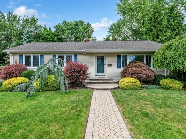 460 Beech St #266, Township Of Washington, NJ 07676