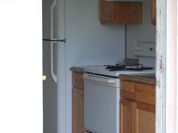 Kitchen view fm back yard