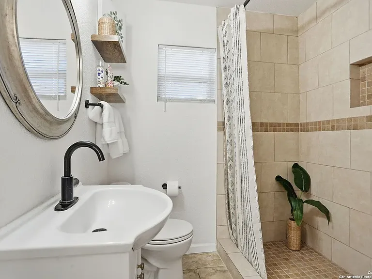 2543 W Mulberry Ave — Photo 10