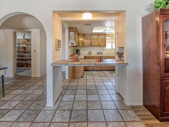 5th image of 3112 Oakmont Dr