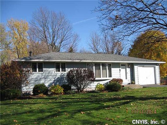 2nd image of 27 Farview Cir