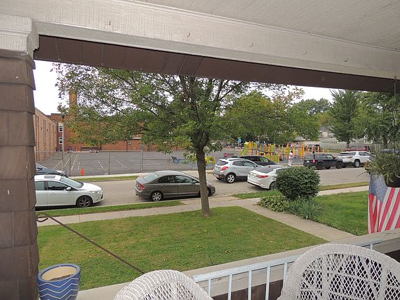 3rd image of 3509 Kenilworth Ave