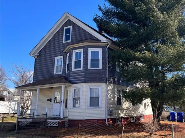 136 2nd St, East Providence, RI 02914