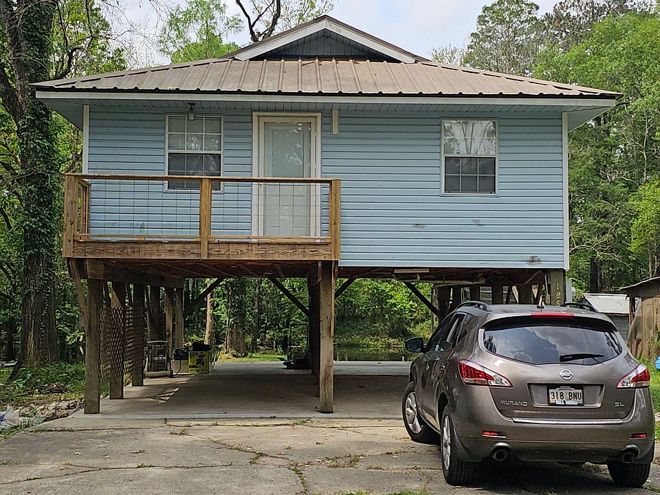 1st image of 18665 Bayside Dr