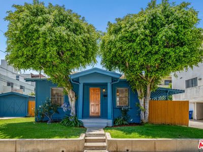 1015 Granville Ave, Los Angeles, CA, 90049