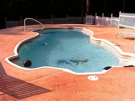 POOL BACK