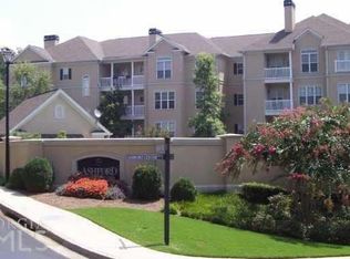 226 Ashford Cir, Dunwoody, GA 30338