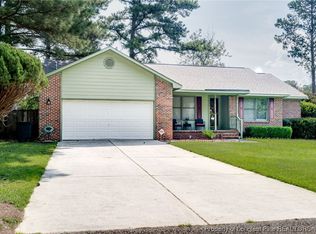 541 Blackbird Dr, Fayetteville, NC 28314