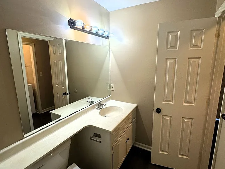 2609 Wynterhall Rd SE #D — Photo 13