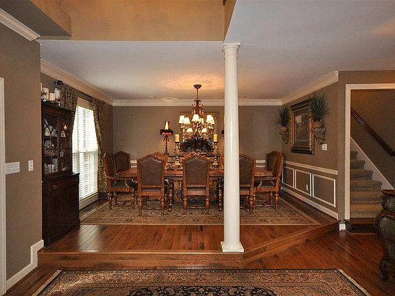 5th image of 119 Markyle Dr SE