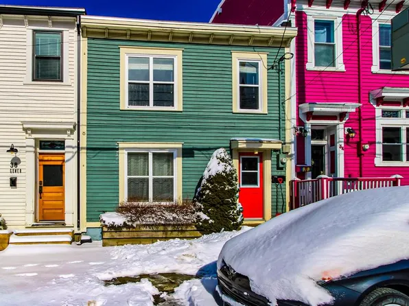 36 GOWER Street, St. John`s, NL A1C1N1