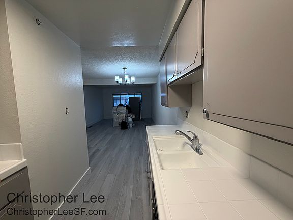 4th image of 3839 Radburn Dr