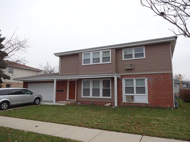 1st image of 9246 N Courtland Dr #2