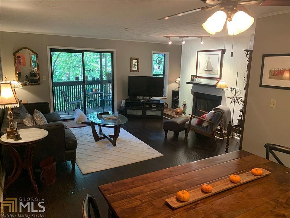 1st image of 2608 Cumberland Ct SE