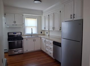 53 Calder St FLOOR 2, Pawtucket, RI 02861