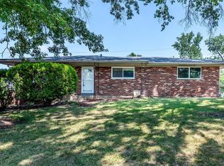 3927 Trotwood Pl, Saint Louis, MO 63125