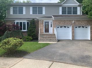 21 Toth Ct, Clifton, NJ 07014