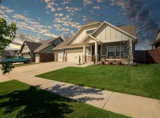 2113 Cox Ln, Moore, OK 73160