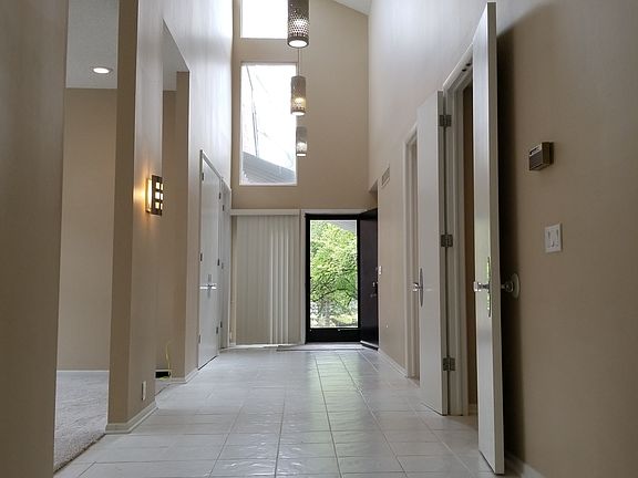 4th image of 3575 Wabeek Lake Dr W #1