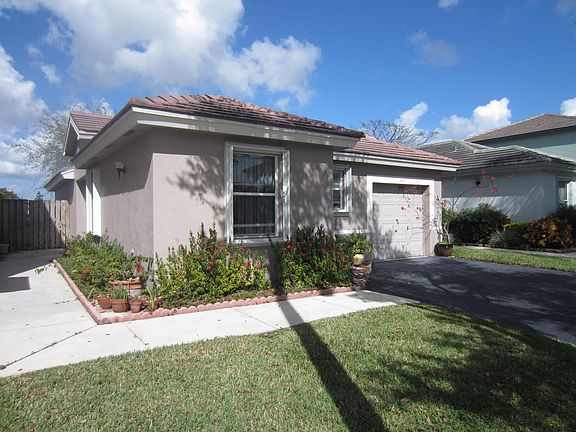 2nd image of 6879 NW 69th Ct