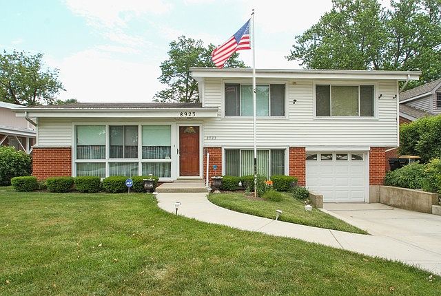 1st image of 8923 Menard Ave