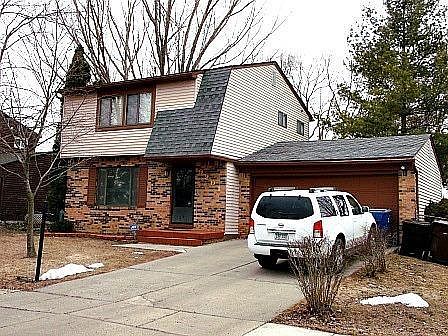 1st image of 9201 Arlington Dr