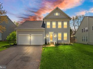 12573 Garry Glen Dr, Bristow, VA 20136