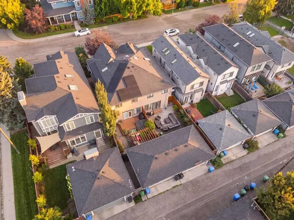 1743 N 46th Ave SW, Calgary, AB T2T 2R6