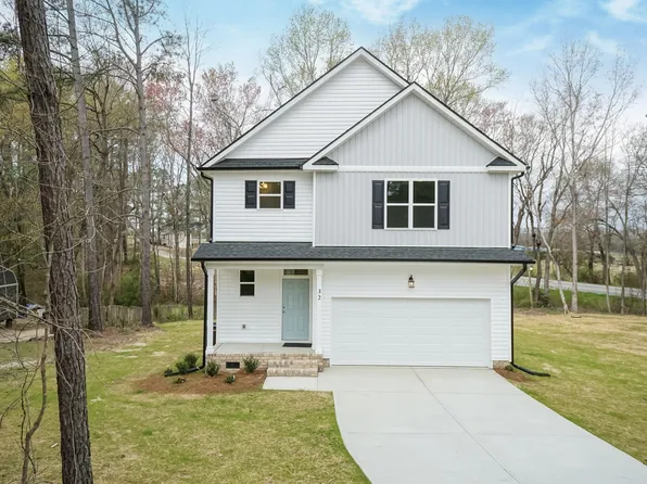 32 Stonecliff Ln, Sanford, NC 27332