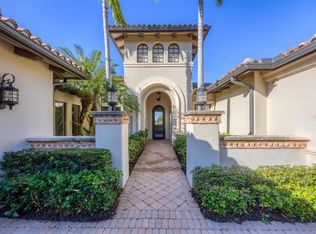 9218 McDaniel Ln, Sarasota, FL 34240