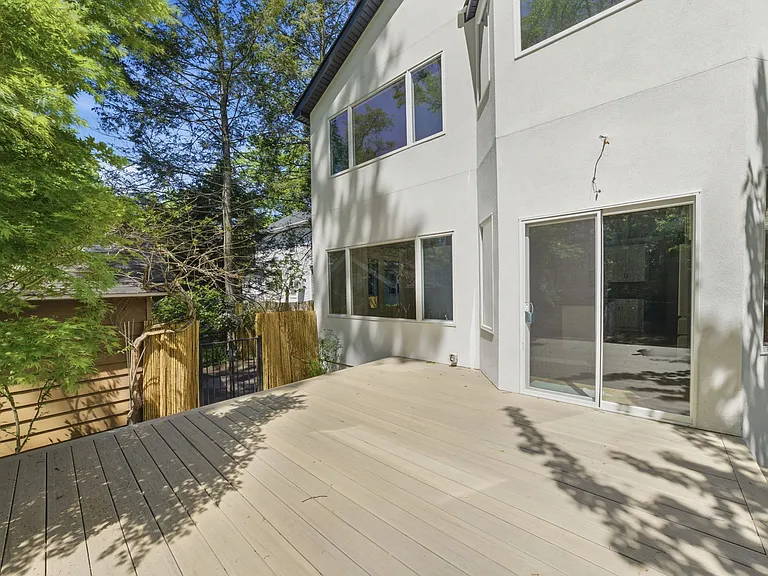 232 Riveredge Rd — Photo 46