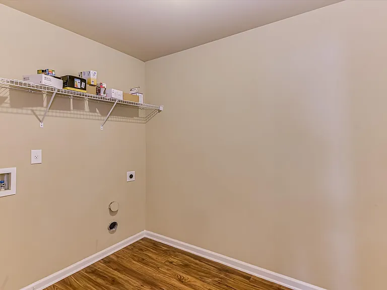 2073 Willhaven Dr — Photo 27