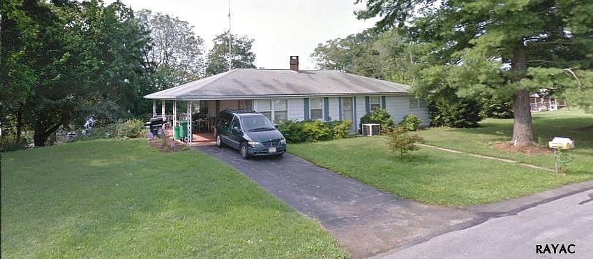 2nd image of 21 Maple Dr