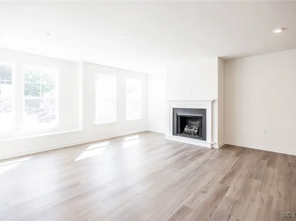 4106 Ebbies Xing, Midlothian, VA 23112