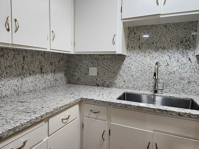 752 Deland Ave #2 — Photo 6